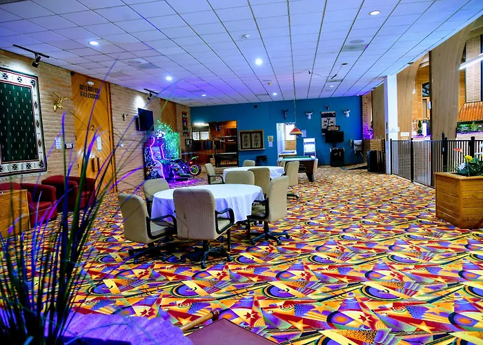 And Conference Center 2*